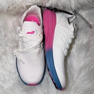 NWT Avia Caged Sneakers White Athletic Shoes with Pink and Blue Highlights Sz 6